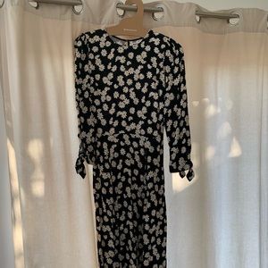 Reformation custom Zelda daisy print dress as 4